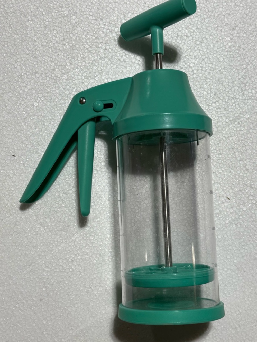 Pampered Chef Pancake mixer and Dispenser, excellent condition